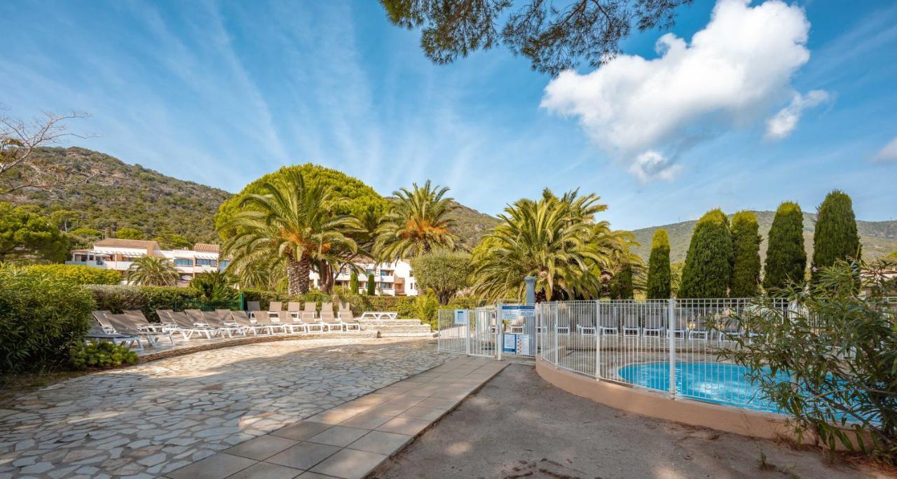 Residence Pierre & Vacances L'Anse De Pramousquier Le Lavandou Bagian luar foto